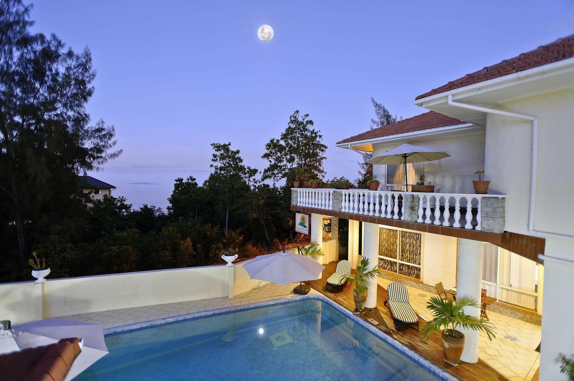 Carana Hilltop Villa Glacis  Zewnętrze zdjęcie