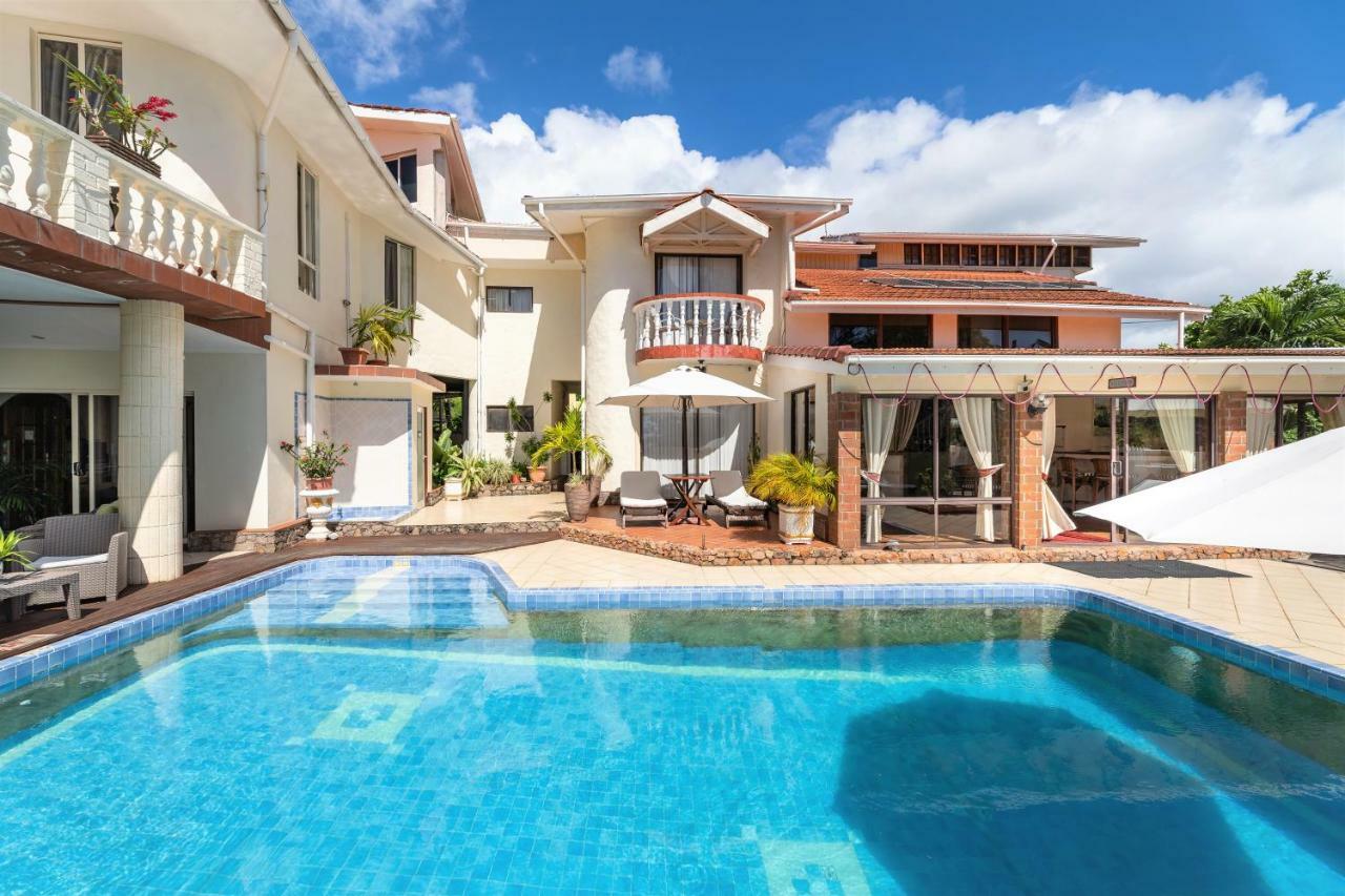 Carana Hilltop Villa Glacis  Zewnętrze zdjęcie